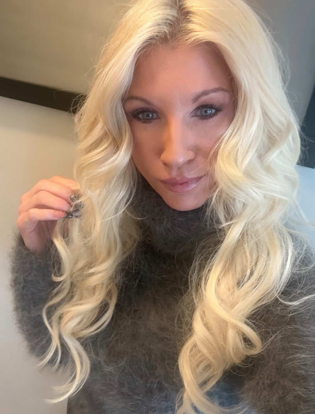 Gray Angora 50cm/20 inch Turtleneck Sweater